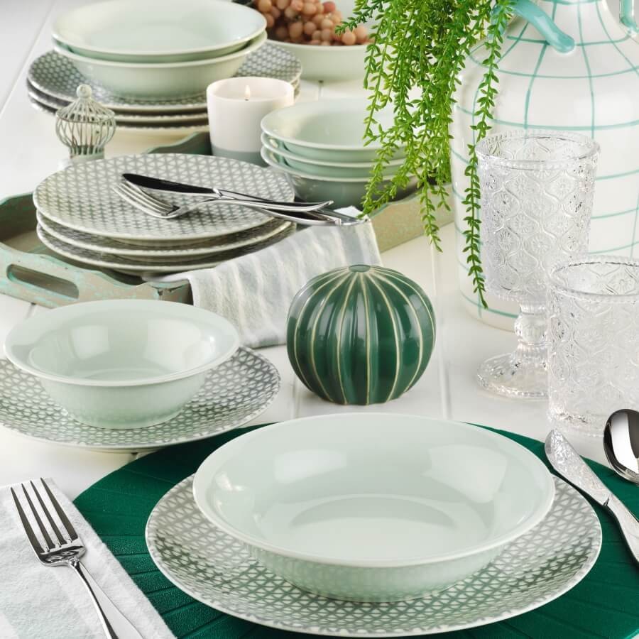 зелен-бял-сервиз-за-хранене-15-710ktp2735-0