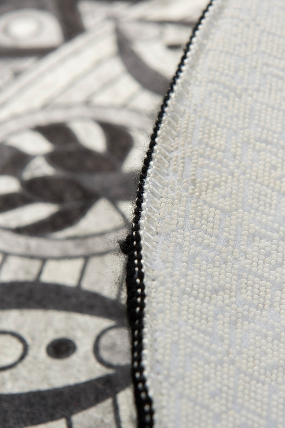 многоцветен-килимче-за-баня-18-359chl1649-0