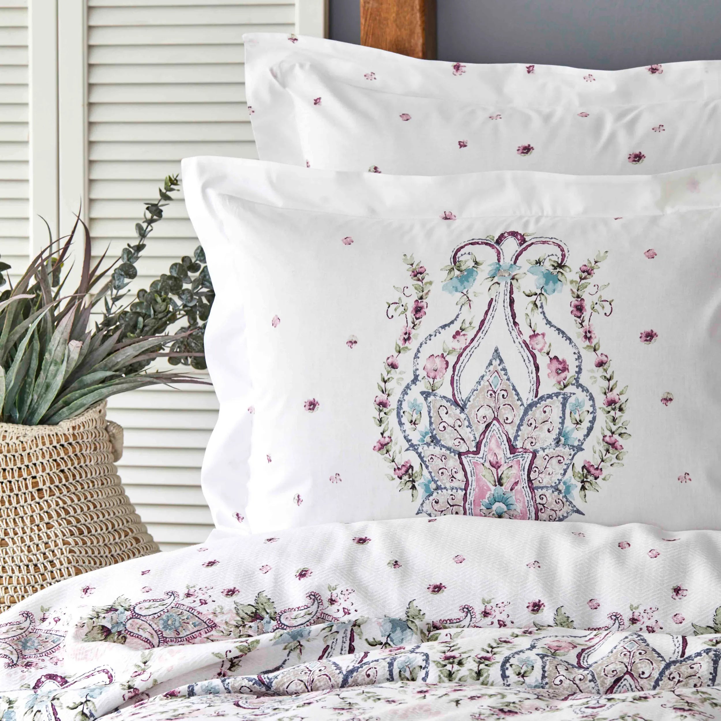 син-двоен-спален-комплект-22-8680214242988-0