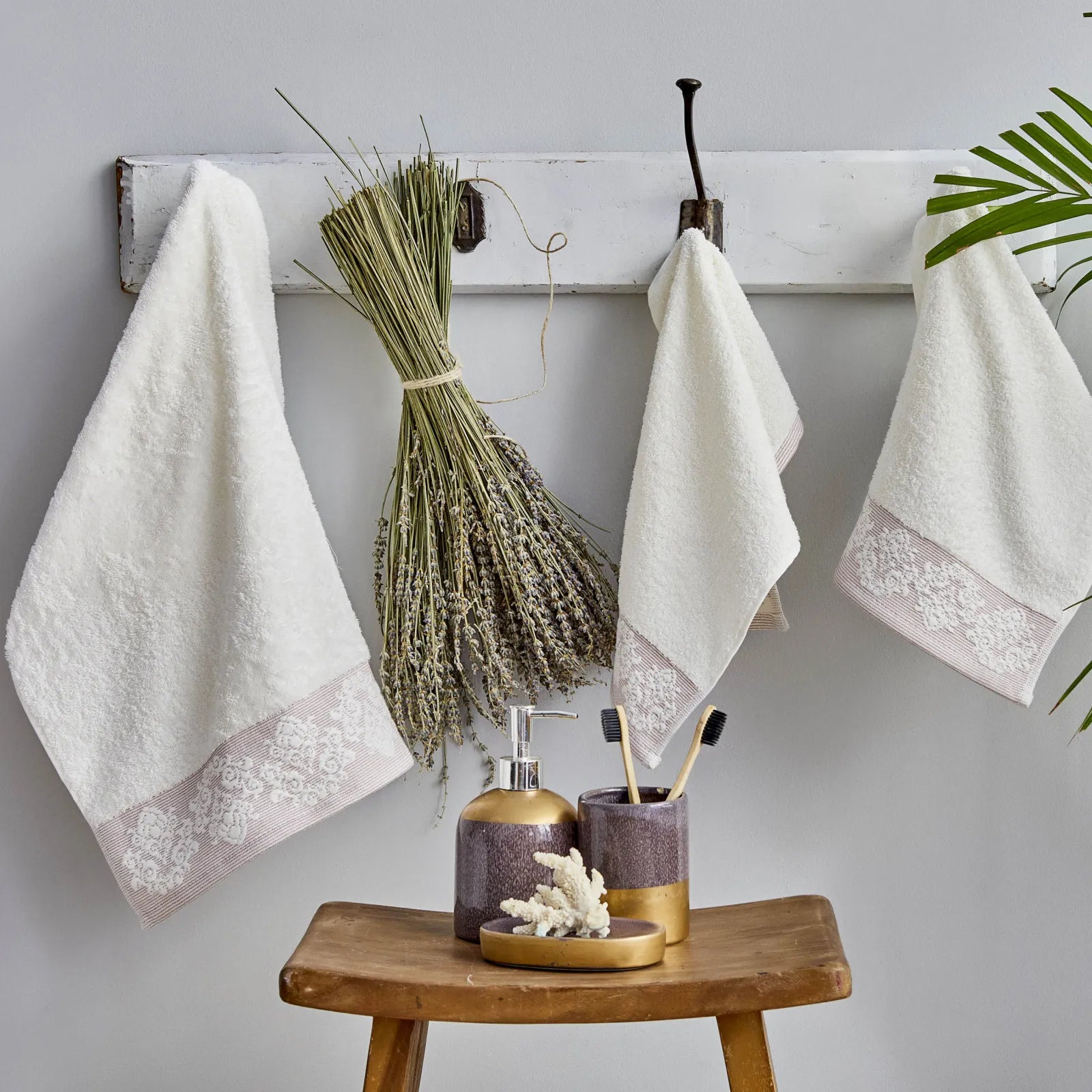 червен-комплект-кърпи-(3-бр.)-22-8680214254394-0