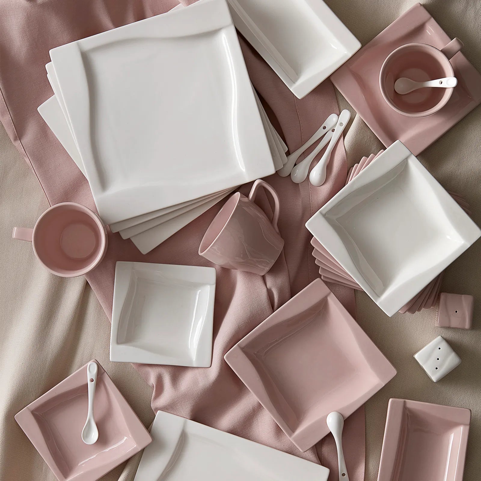 розов-сервиз-за-хранене-(32-части)-22-8697918587260-0