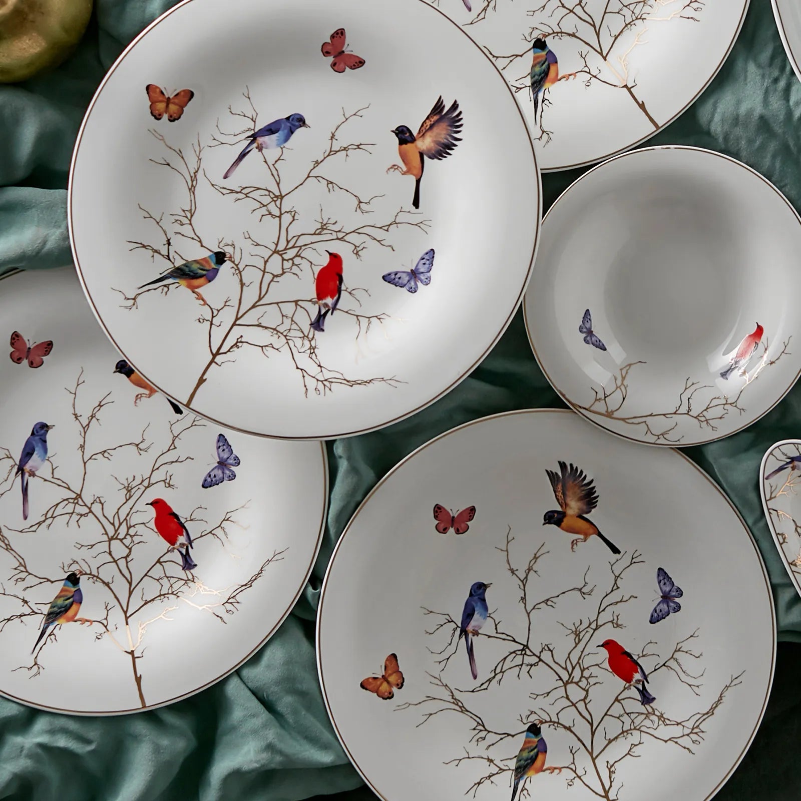 многоцветен-сервиз-за-хранене-(14-части)-22-8697918713645-0