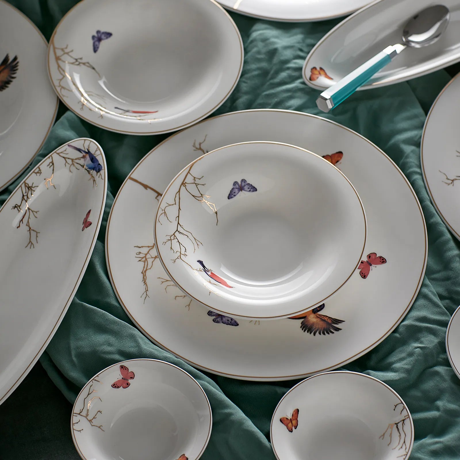 многоцветен-сервиз-за-хранене-(14-части)-22-8697918713645-0