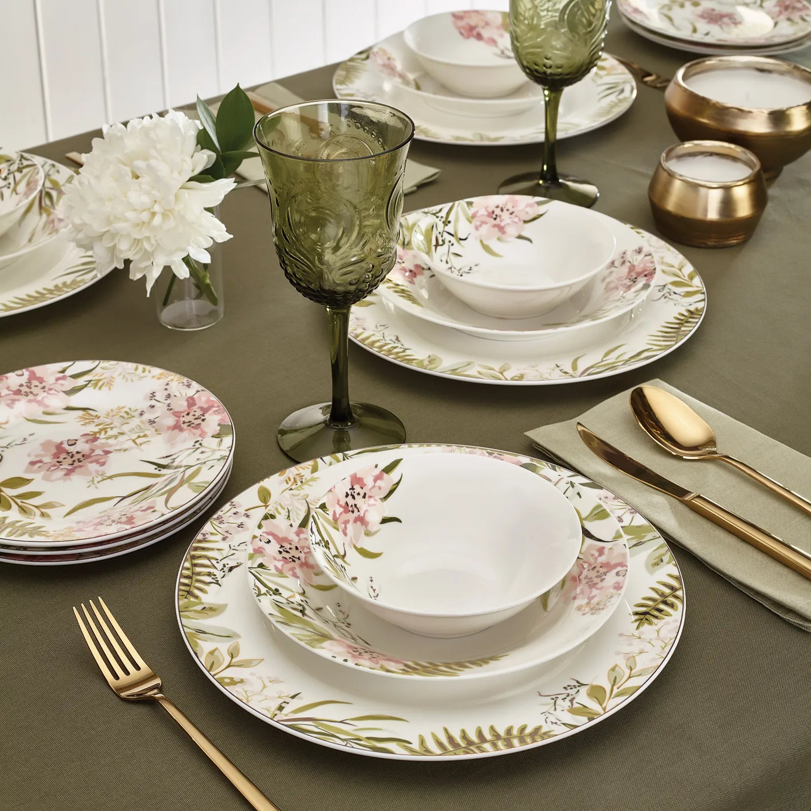 многоцветен-сервиз-за-хранене-(24-части)-22-8697918838522-0