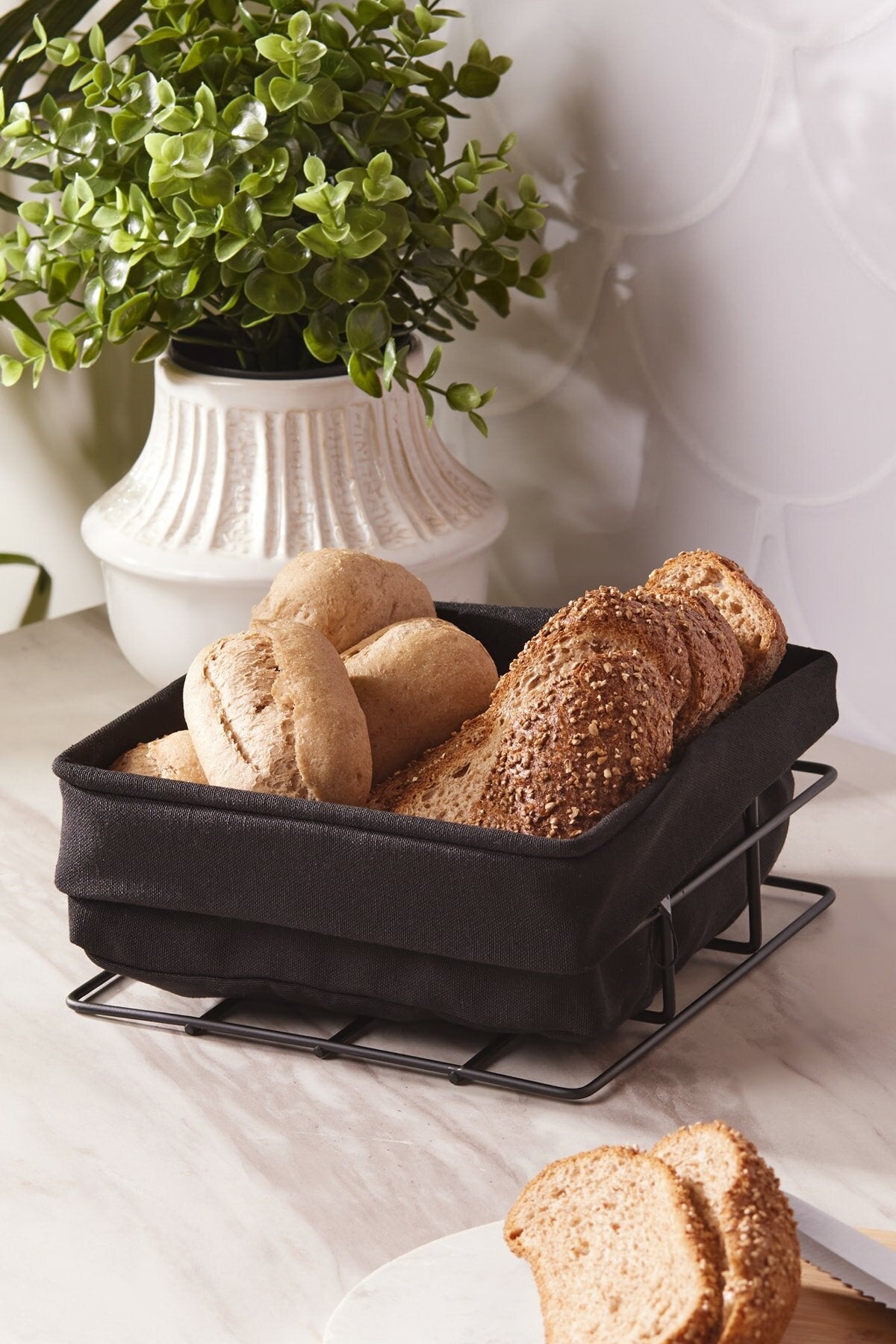 черен-поднос-за-хляб--m-22-8697918888053-0