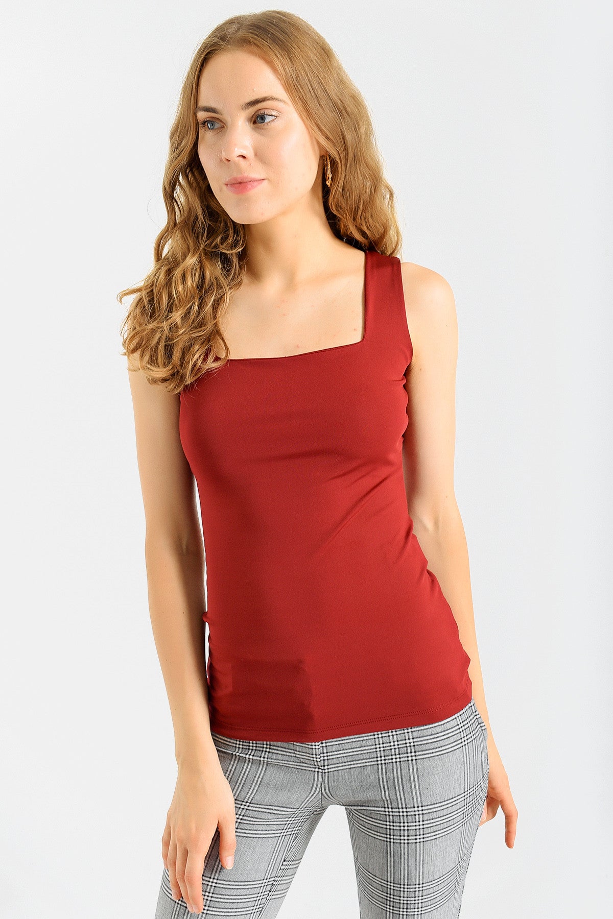 червен-потник-24-987jmt1435-2