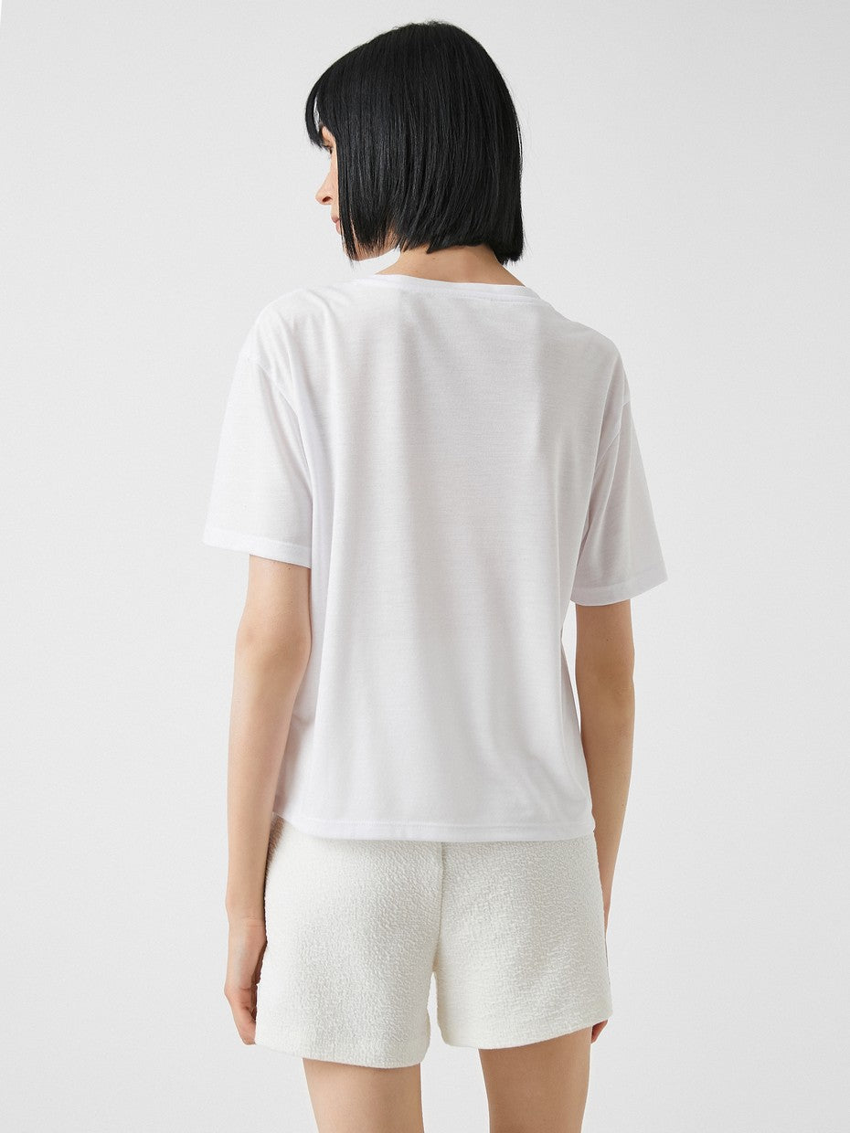 бял-тениска-31-2sak50236ek-2