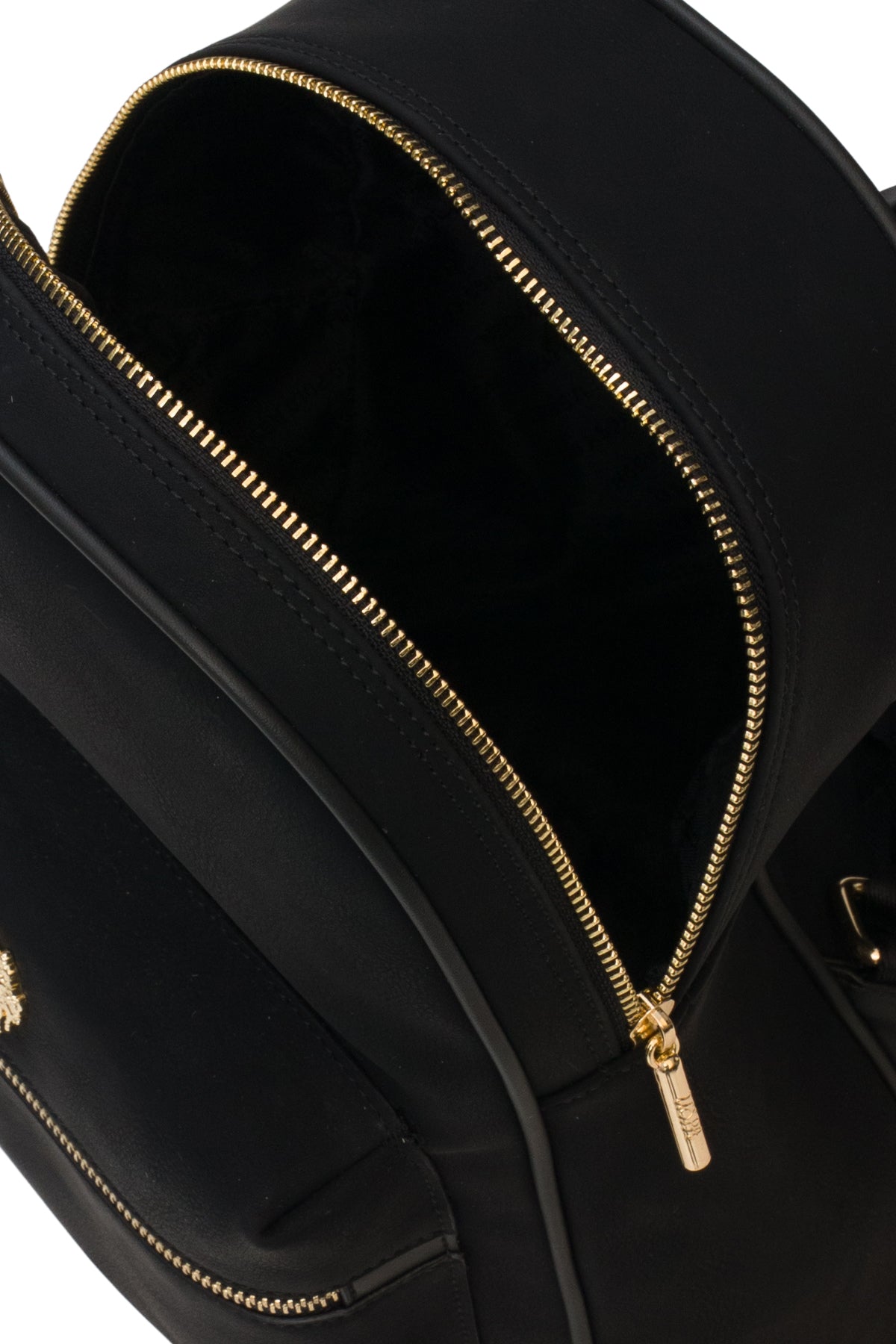 черен-чанта-8-us25631-2