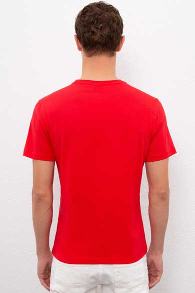 червен-тениска-8-970889-1
