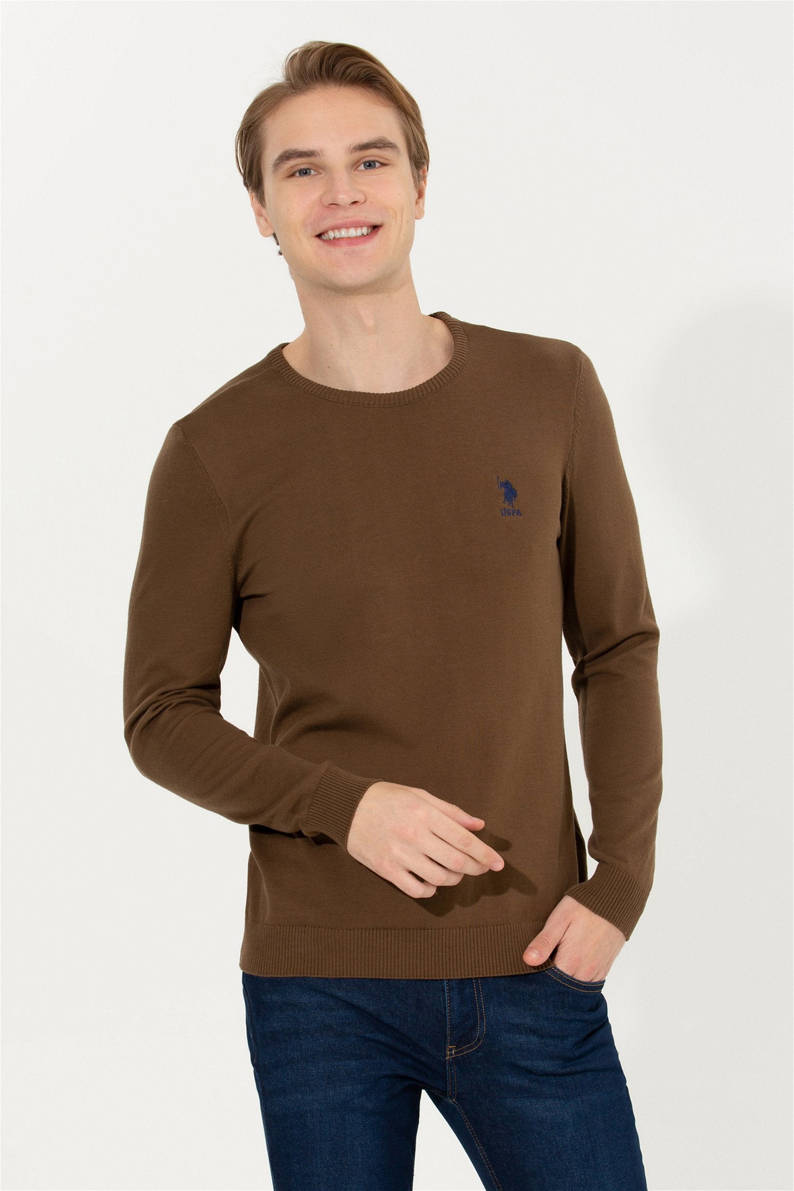 кокосов-орех-пуловер-бейсик-8-1428984-1