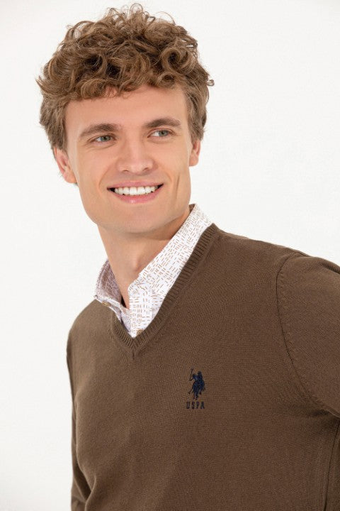 кокосов-орех-пуловер-бейсик-8-1428987-1