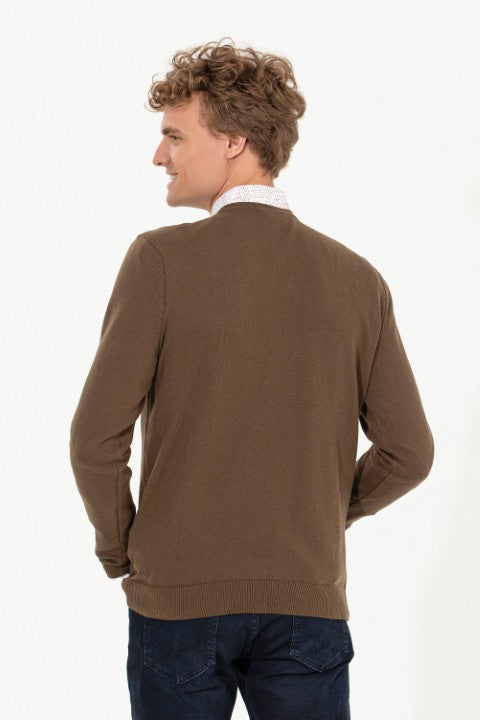 кокосов-орех-пуловер-бейсик-8-1428987-1