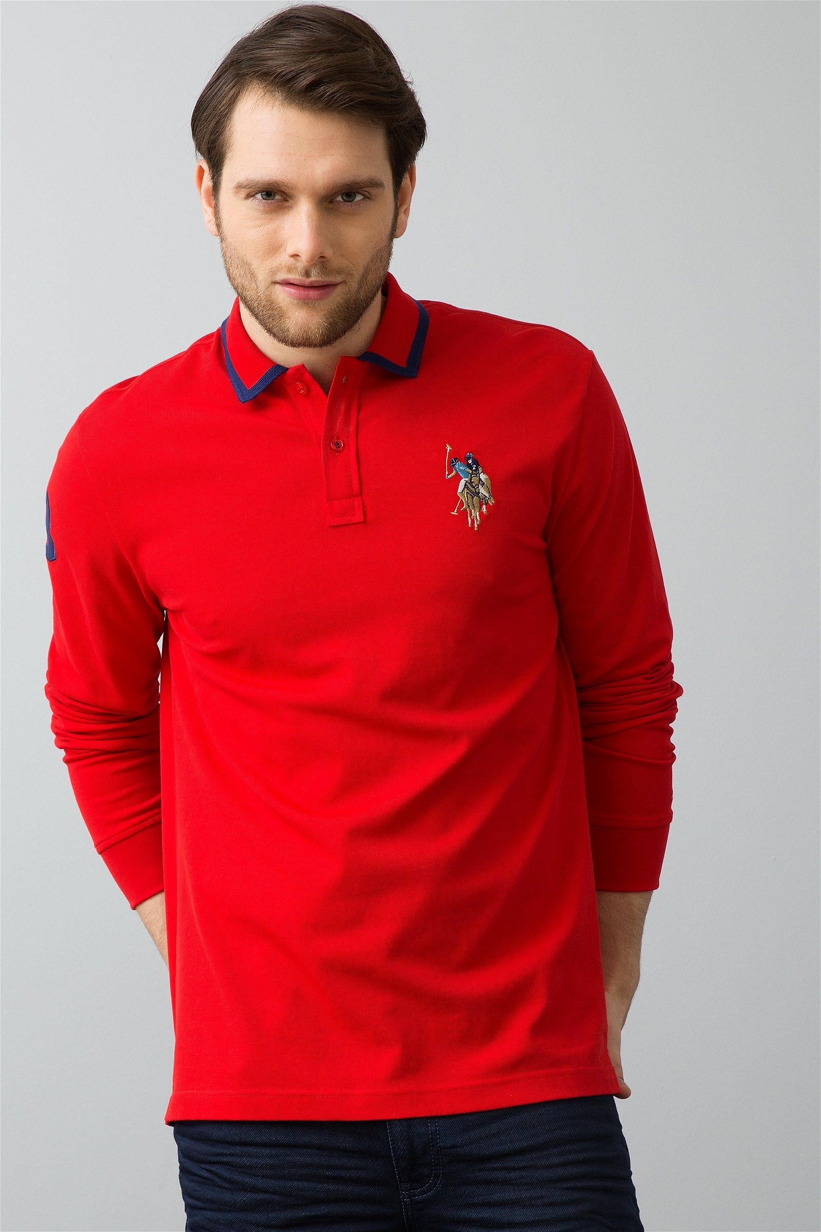 червен-суитчър-8-563287-1