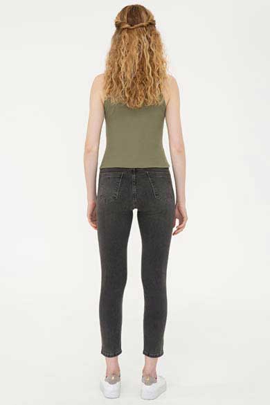 сив-дънки-8-1230069-2