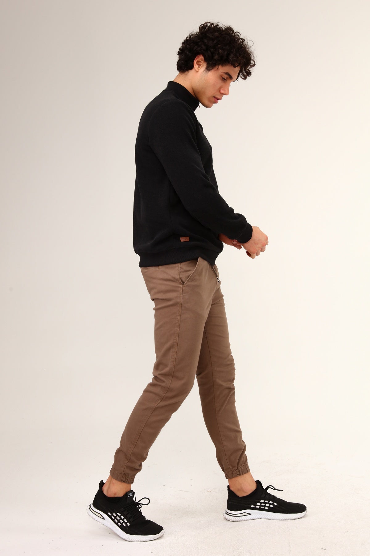 визон-панталон-чино-10-jogger02-aw21-1