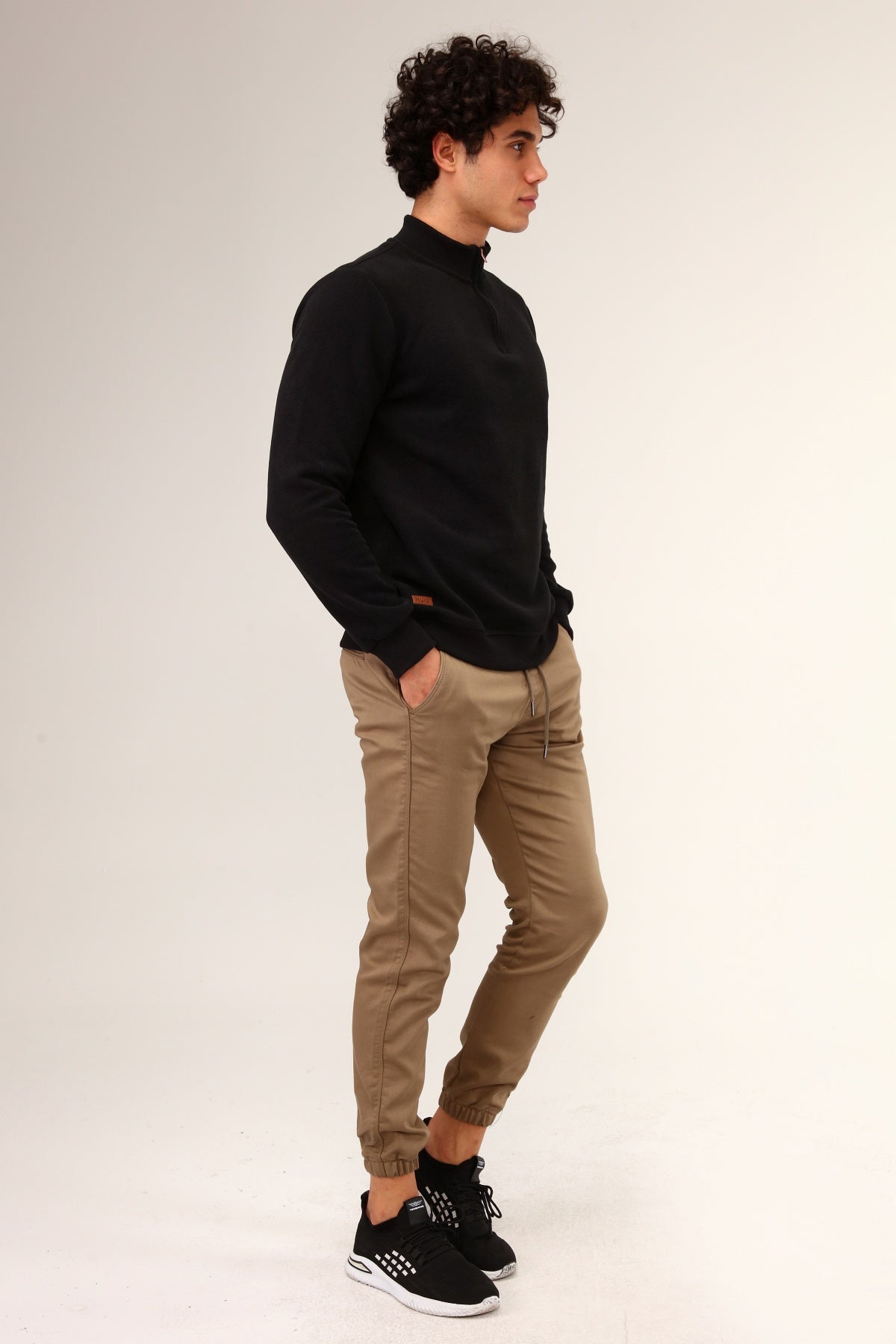 визон-панталон-чино-10-jogger04-aw21-1