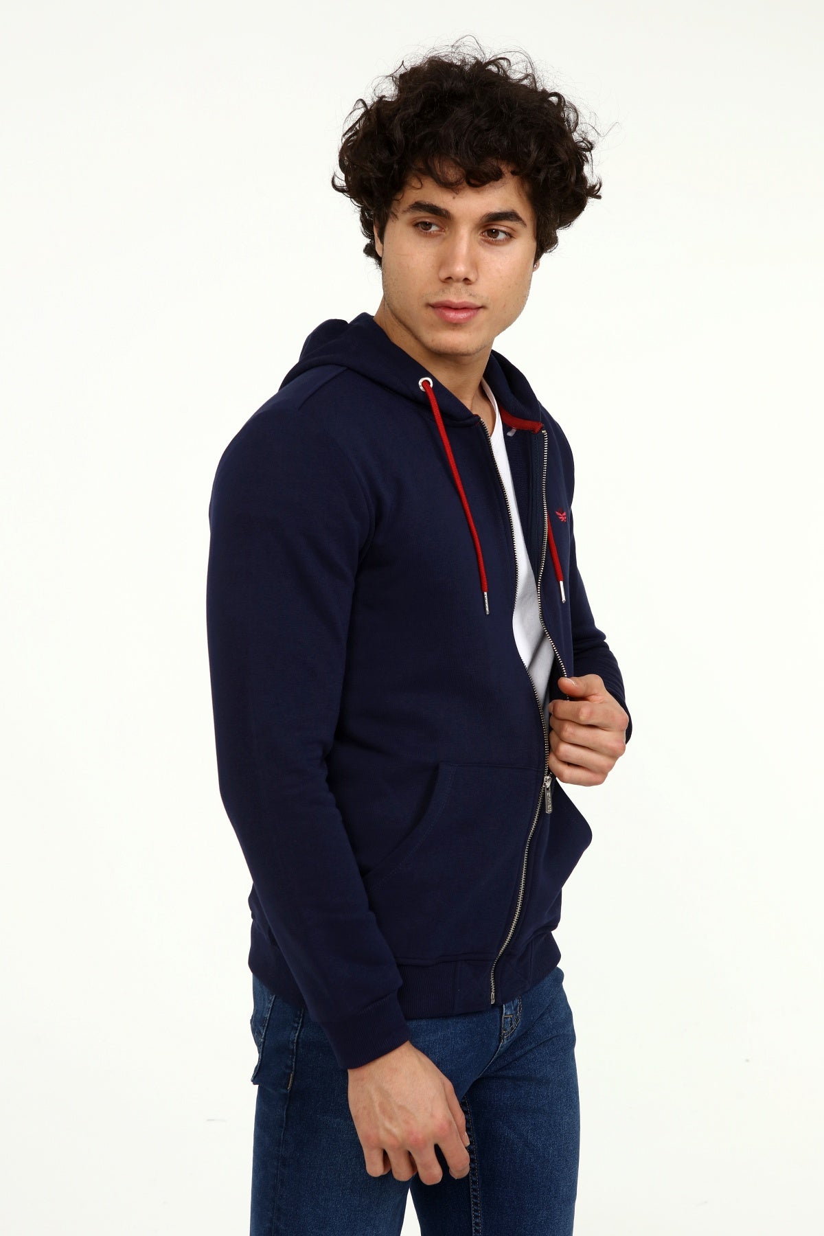 тъм.син-суитчър-10-dusty-1