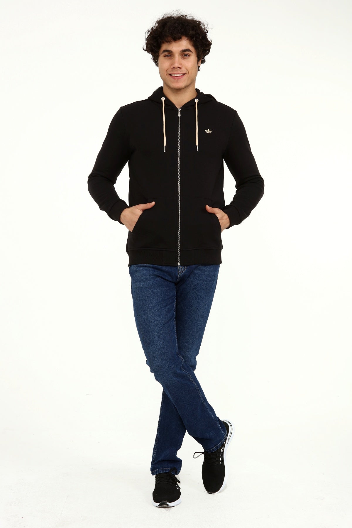 черен-суитчър-10-dusty-1