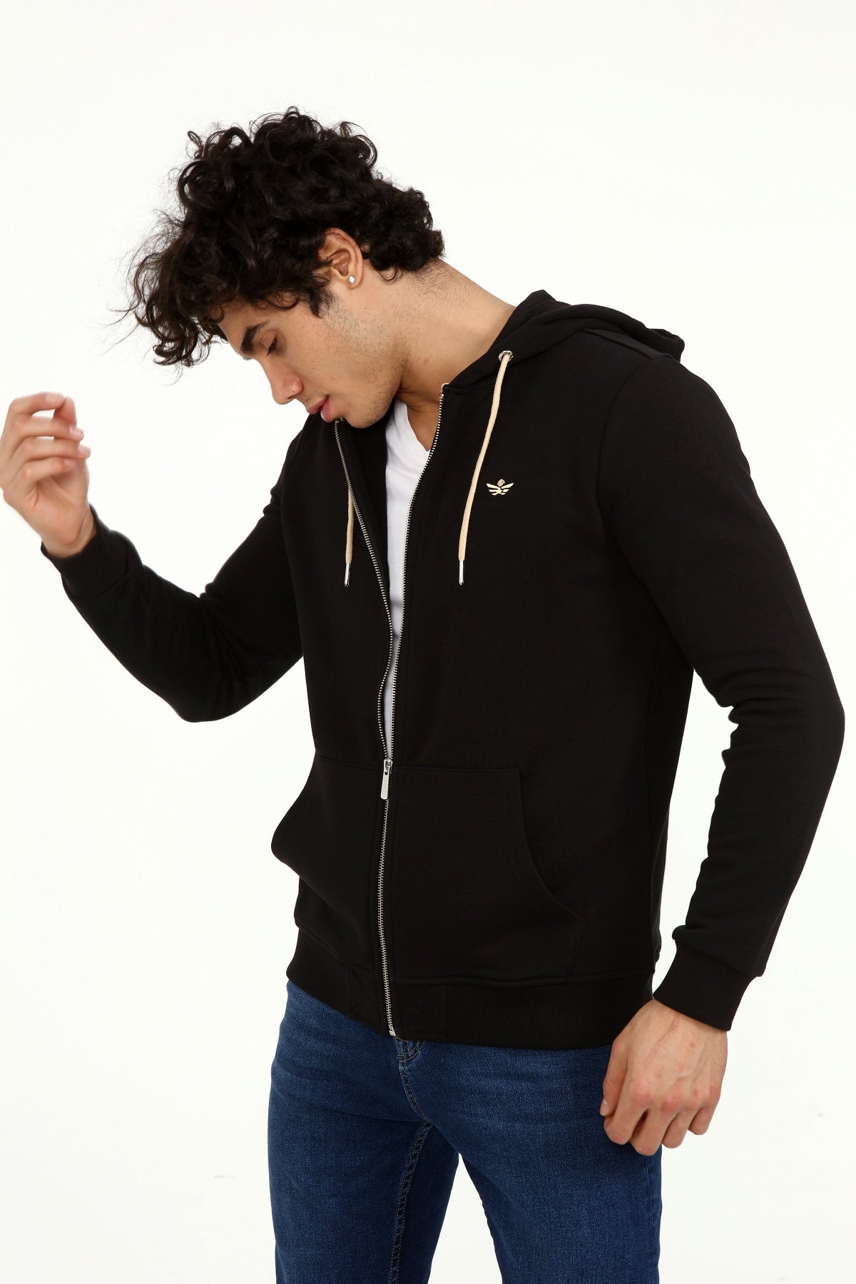 черен-суитчър-10-dusty-1