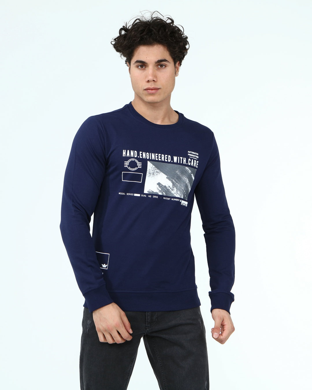 тъм.син-суитчър-10-alfredo-1