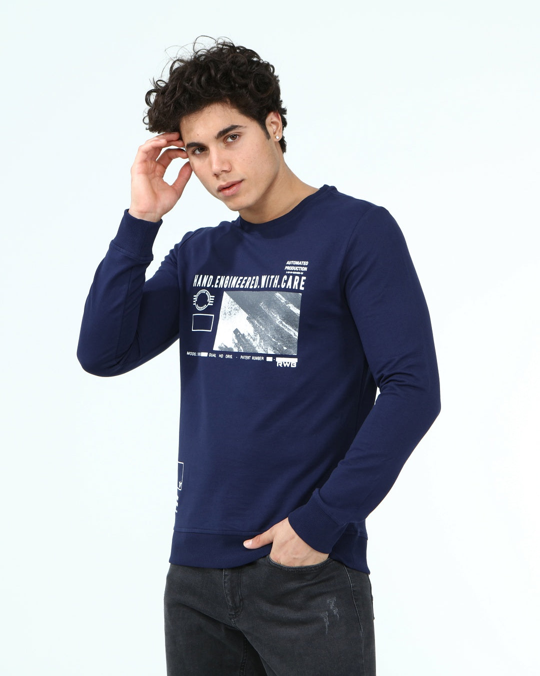 тъм.син-суитчър-10-alfredo-1