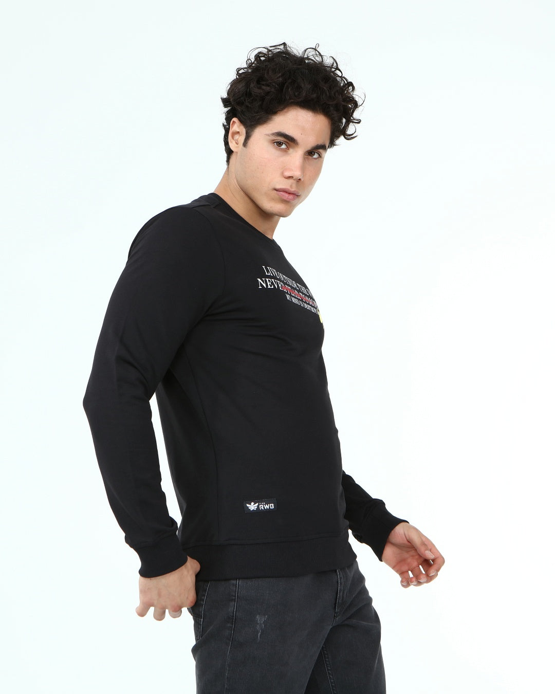 черен-суитчър-10-andrik-1