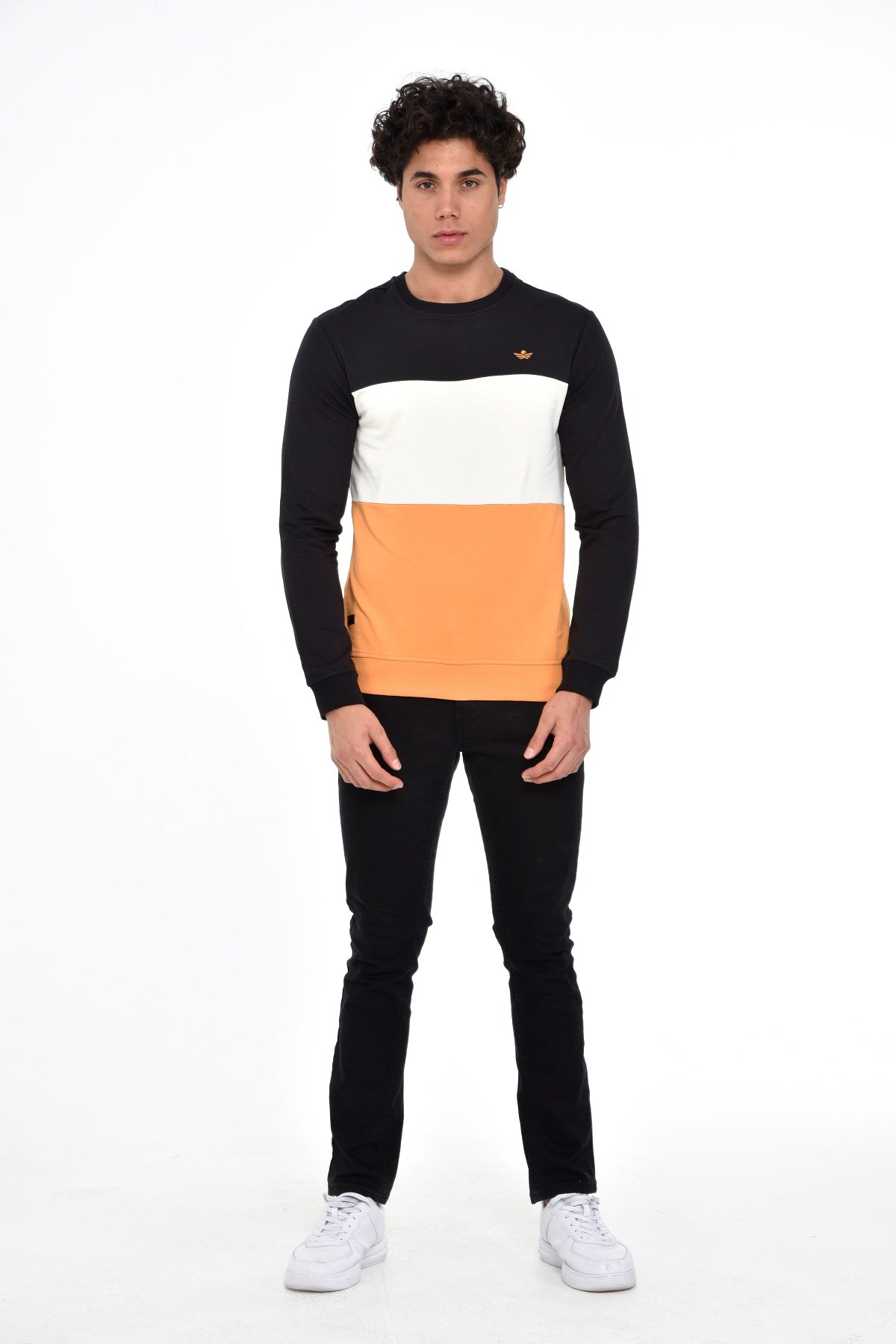 черен-суитчър-10-axel-1