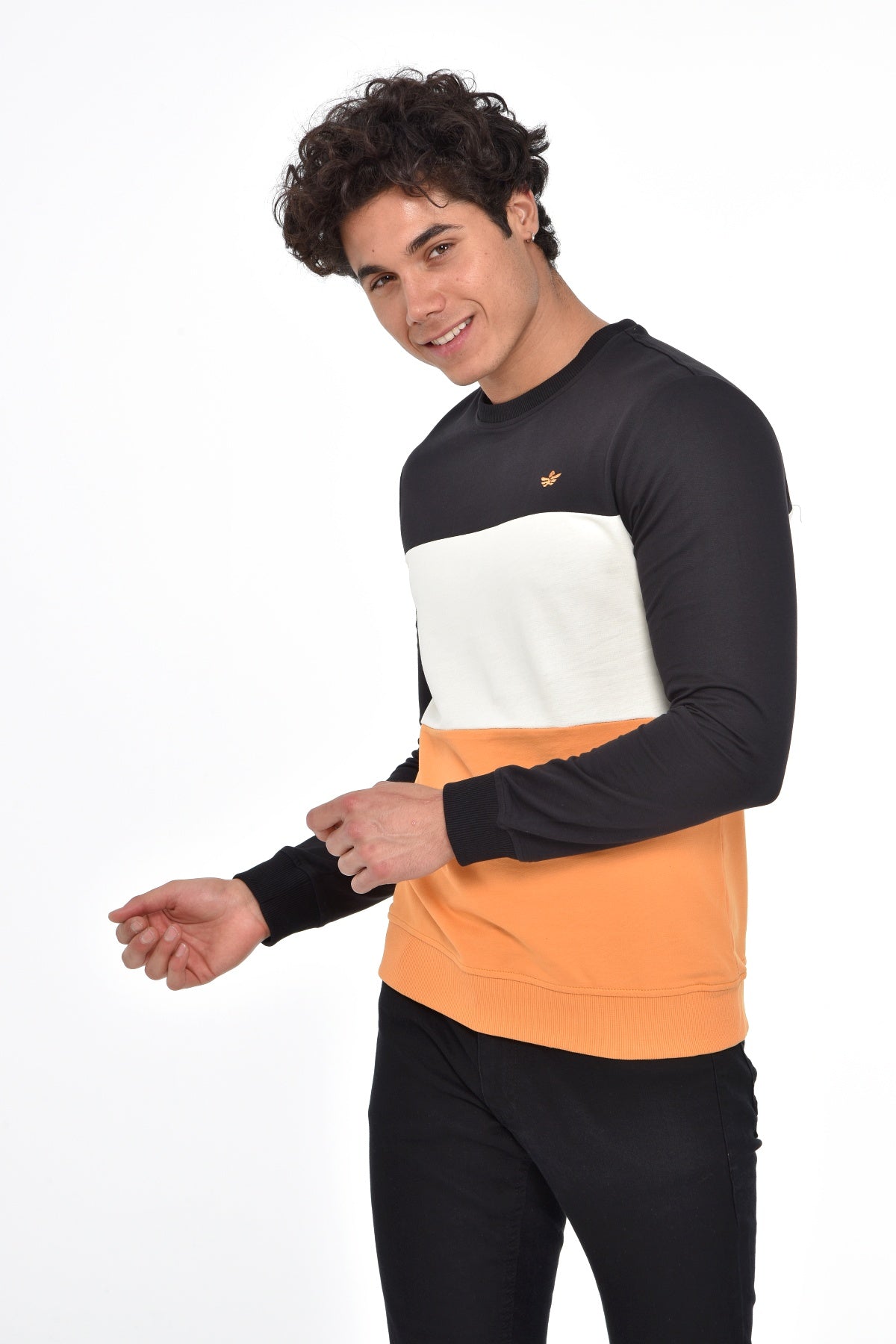 черен-суитчър-10-axel-1