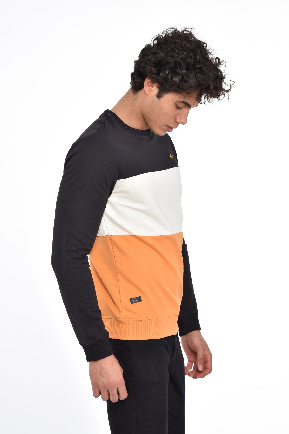 черен-суитчър-10-axel-1