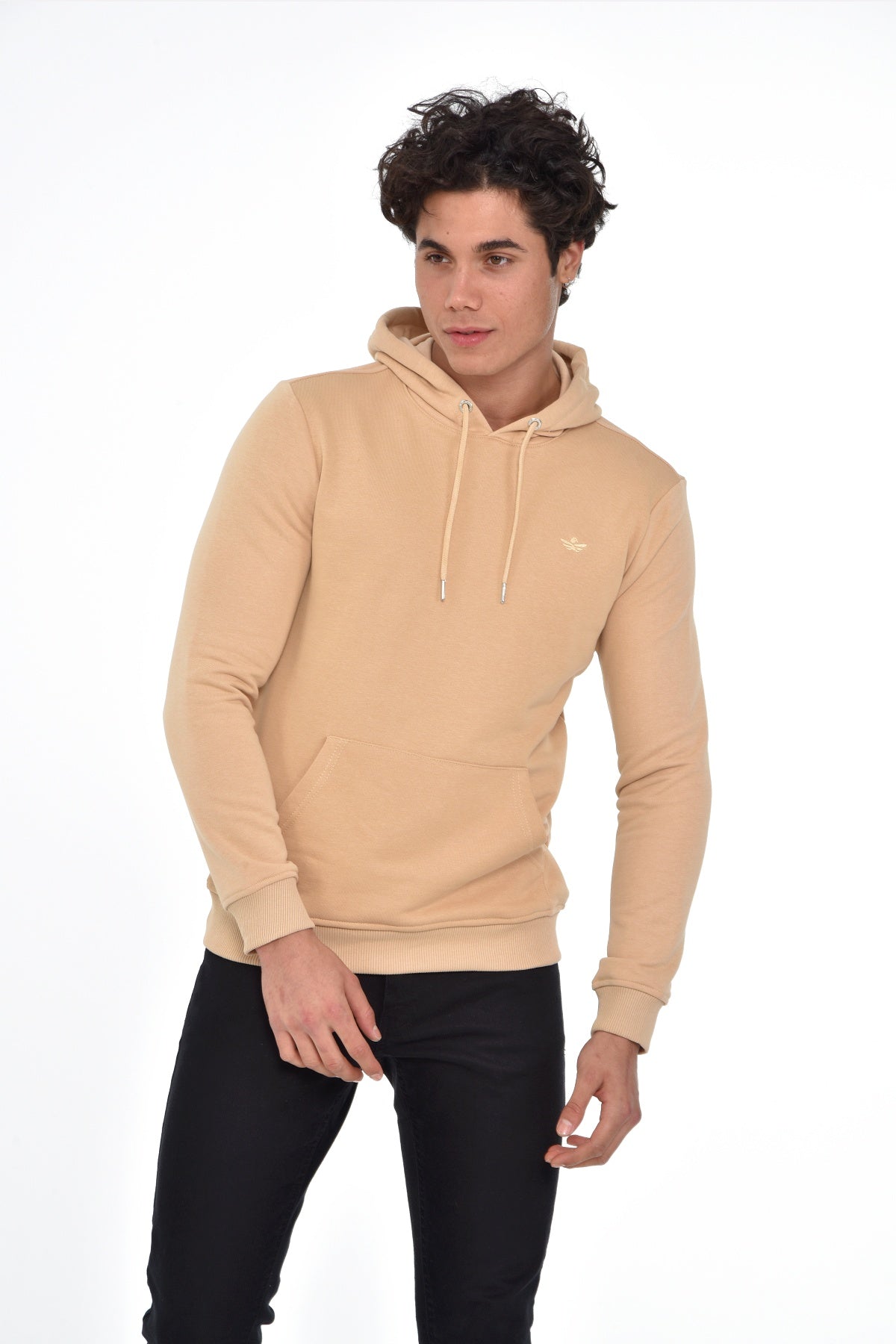 бежов-суитчър-10-david-1