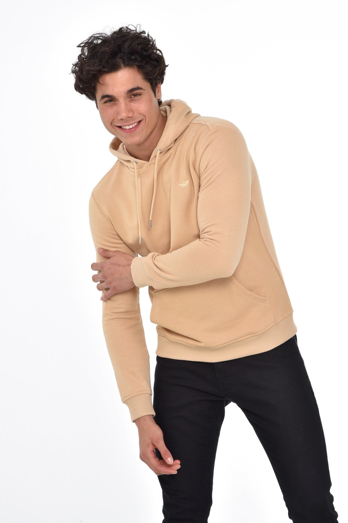 бежов-суитчър-10-david-1