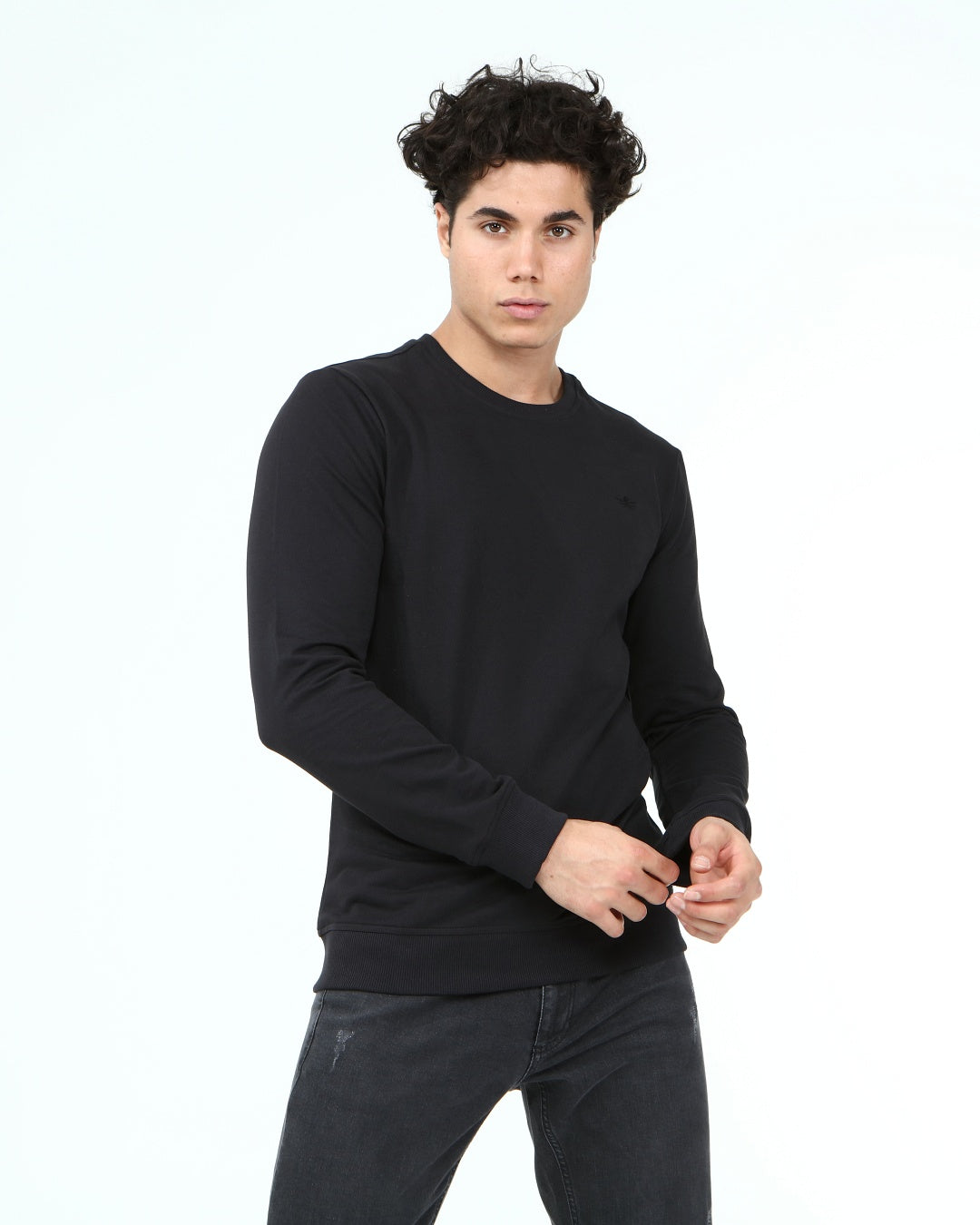 черен-суитчър-10-dennis-1