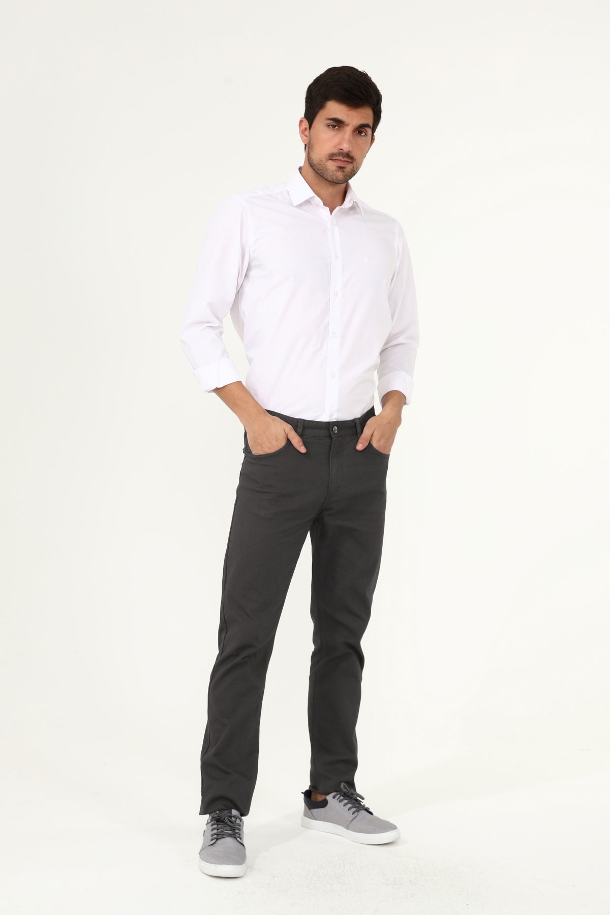 антрацит-панталон-чино-10-jake01-aw21-1