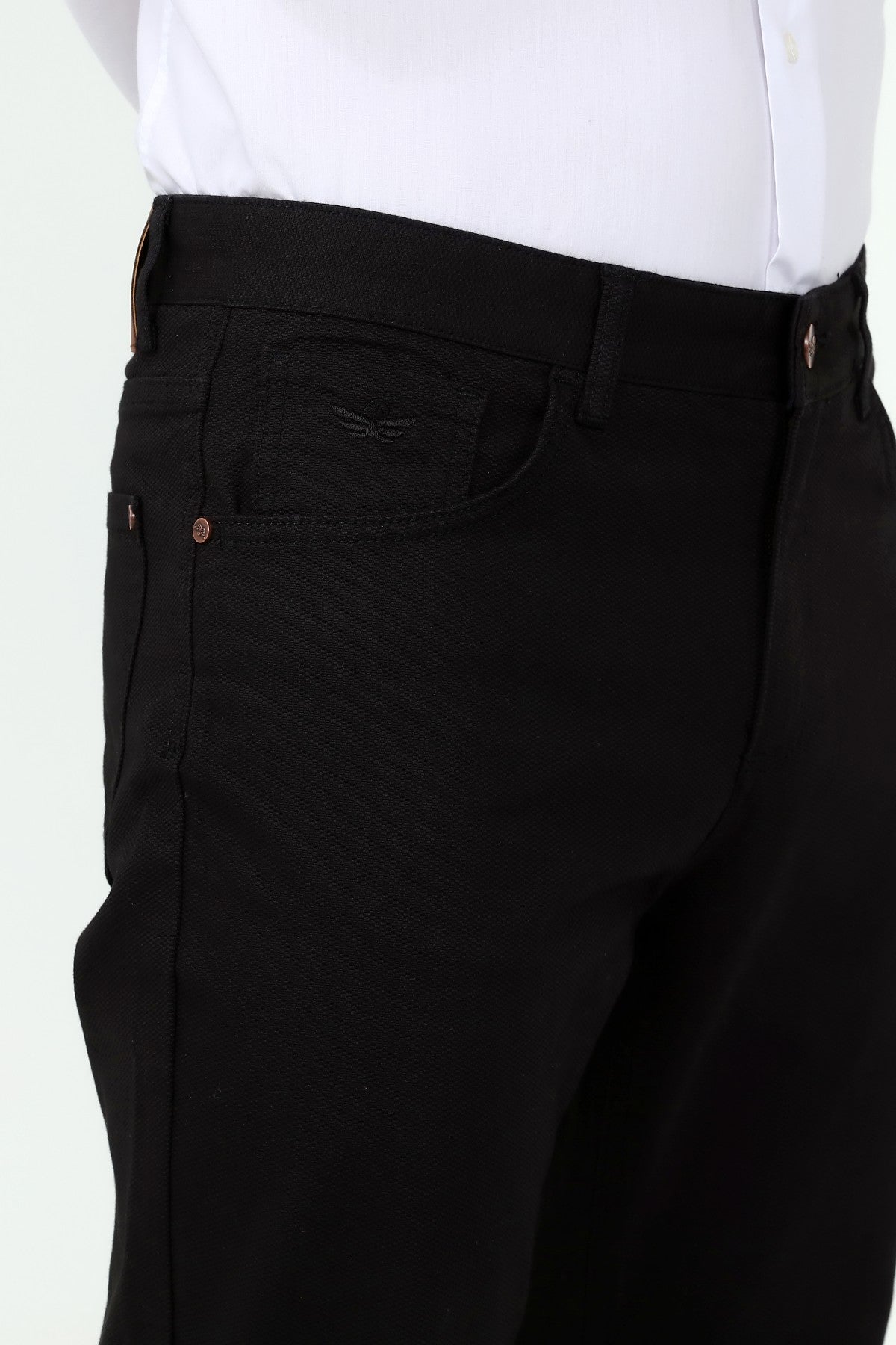 черен-панталон-чино-10-jake01-aw21-1