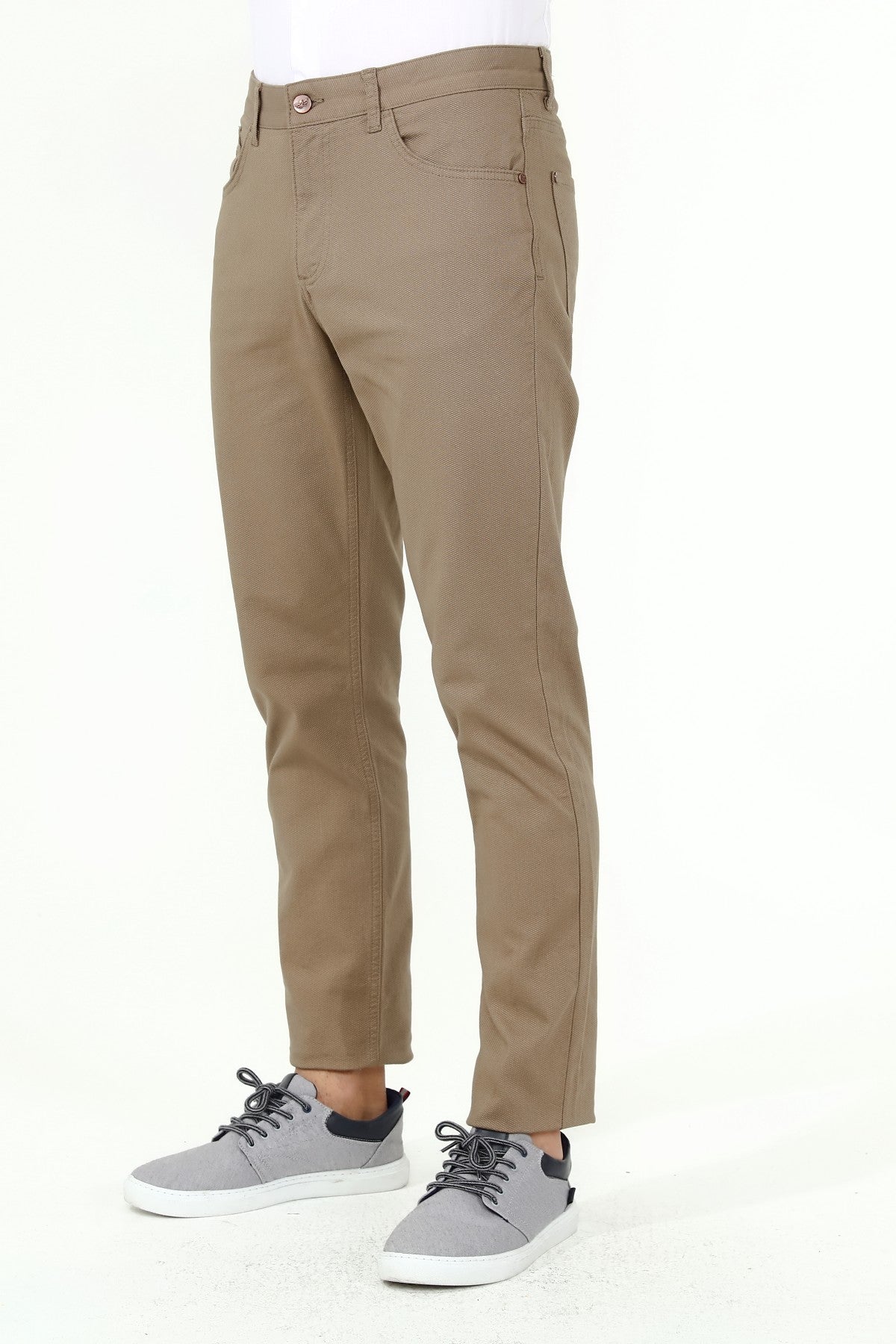 визон-панталон-чино-10-jake01-aw21-1