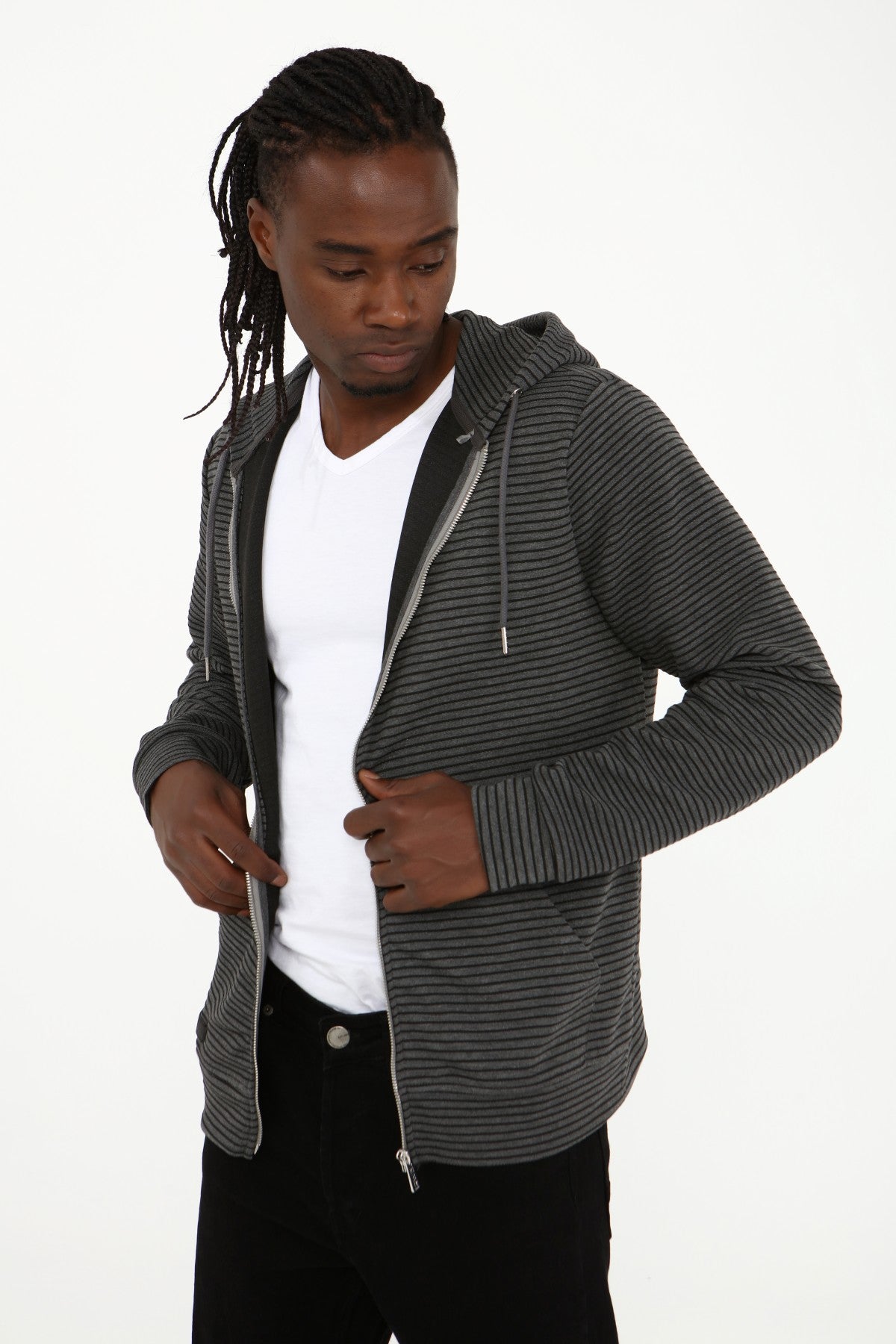 антрацит-суитчър-10-juno-1