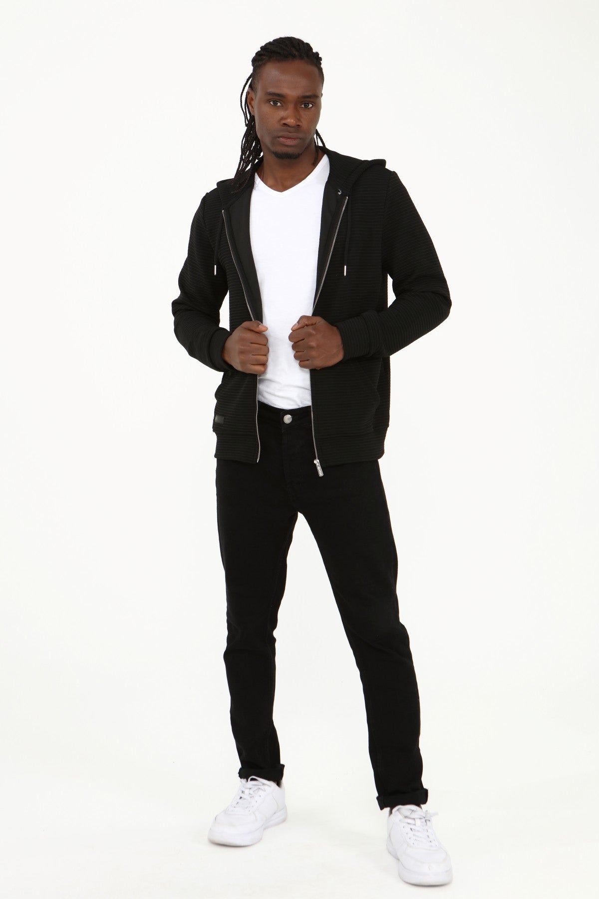 черен-суитчър-10-juno-1