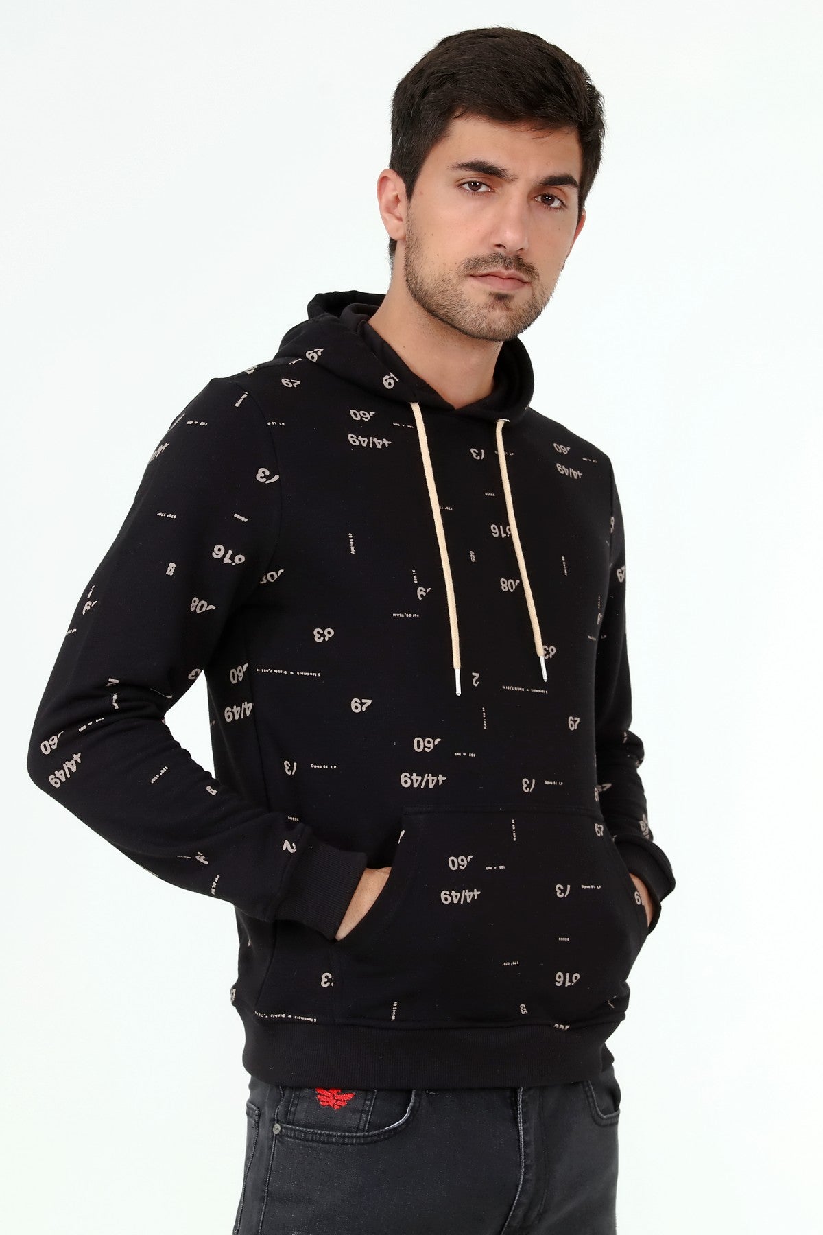 черен-суитчър-10-kelly-1