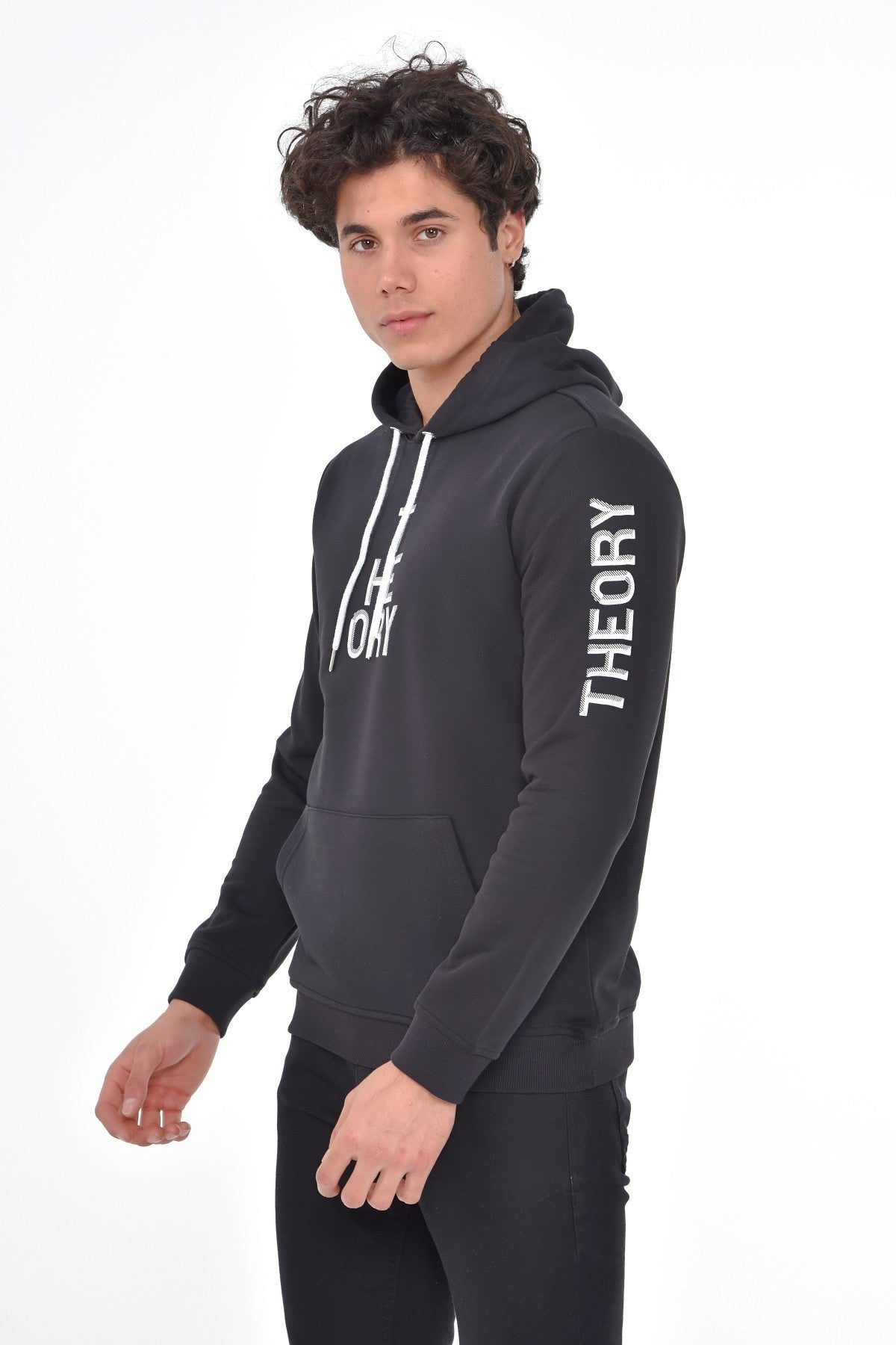 черен-суитчър-10-korbin-1